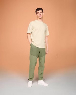 Beige Men On Running Studio-T T-shirts | IN_ON9160
