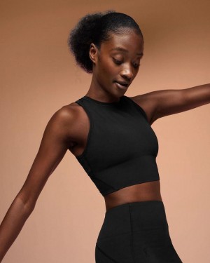 Black Women On Running Movement Crop Tank | IN_ON8750