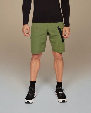 Olive Men On Running Explorer Shorts | IN_ON8699